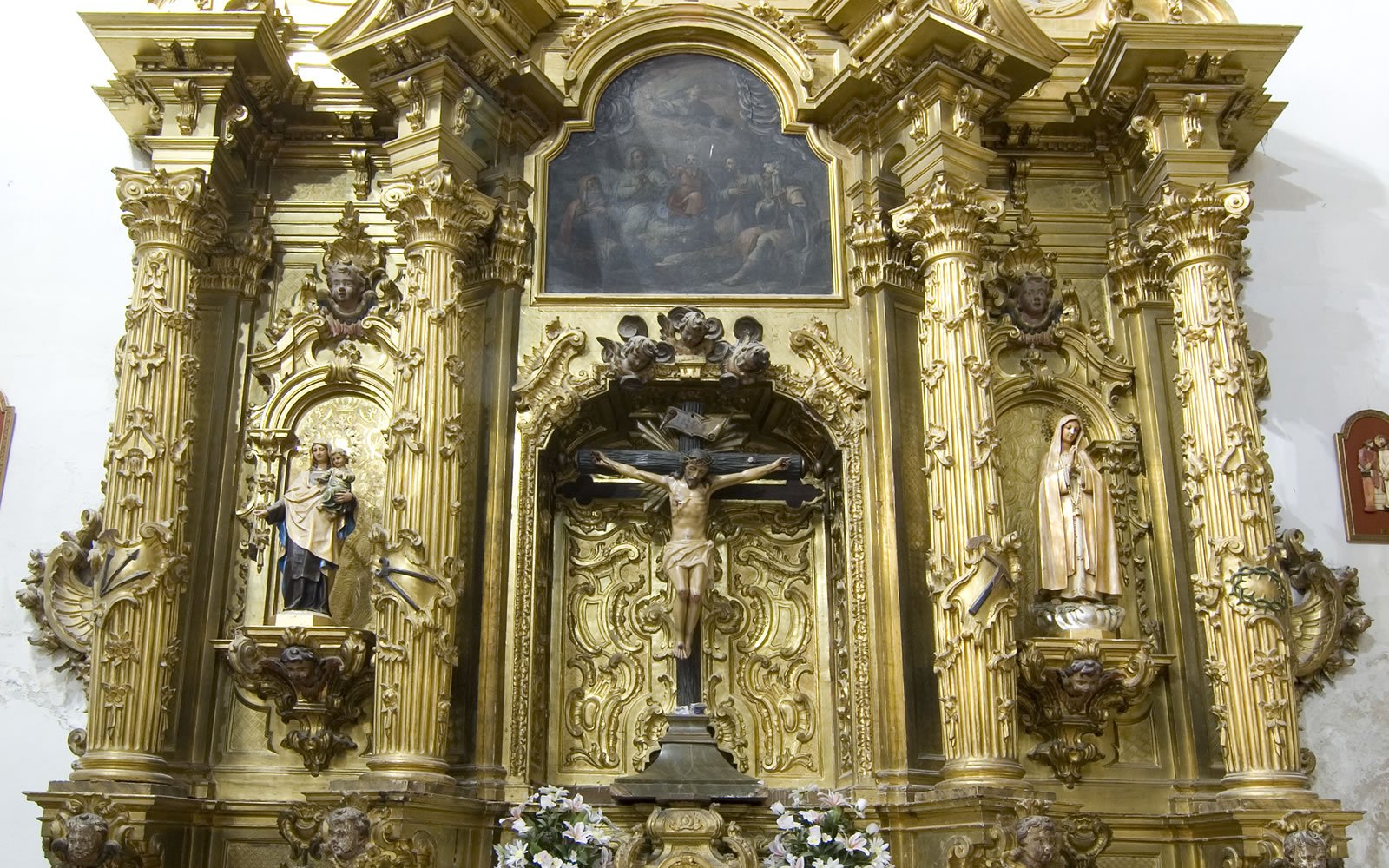 Alocen_Iglesia_Altar_Cristo_otra